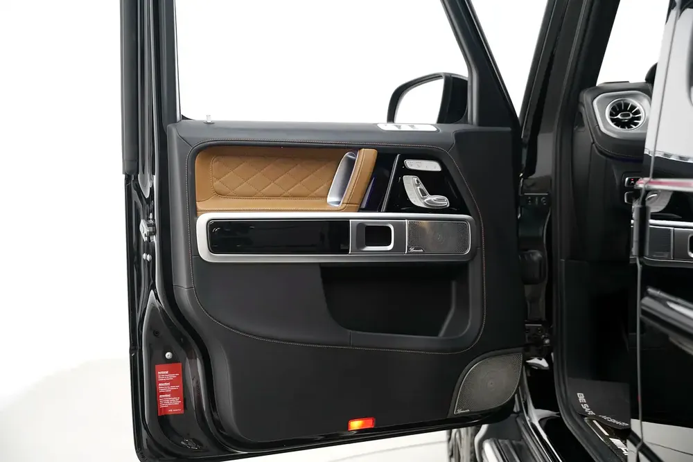 2023 MERCEDES BENZ AMG G63 - Image 13