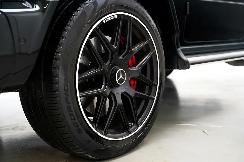 2023 MERCEDES BENZ AMG G63 - Image 16