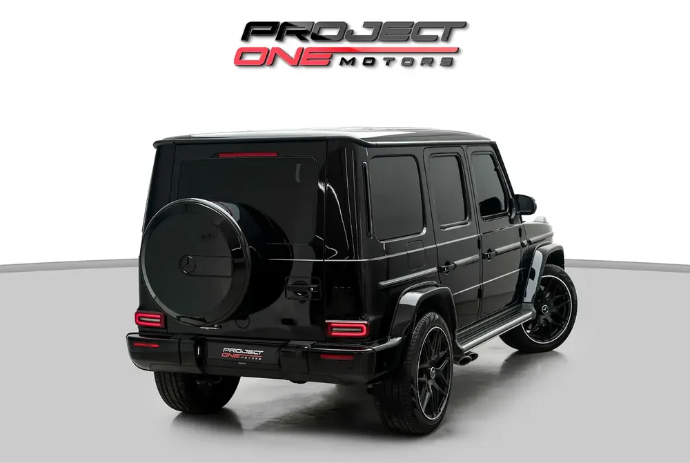 2023 MERCEDES BENZ AMG G63 - Image 4