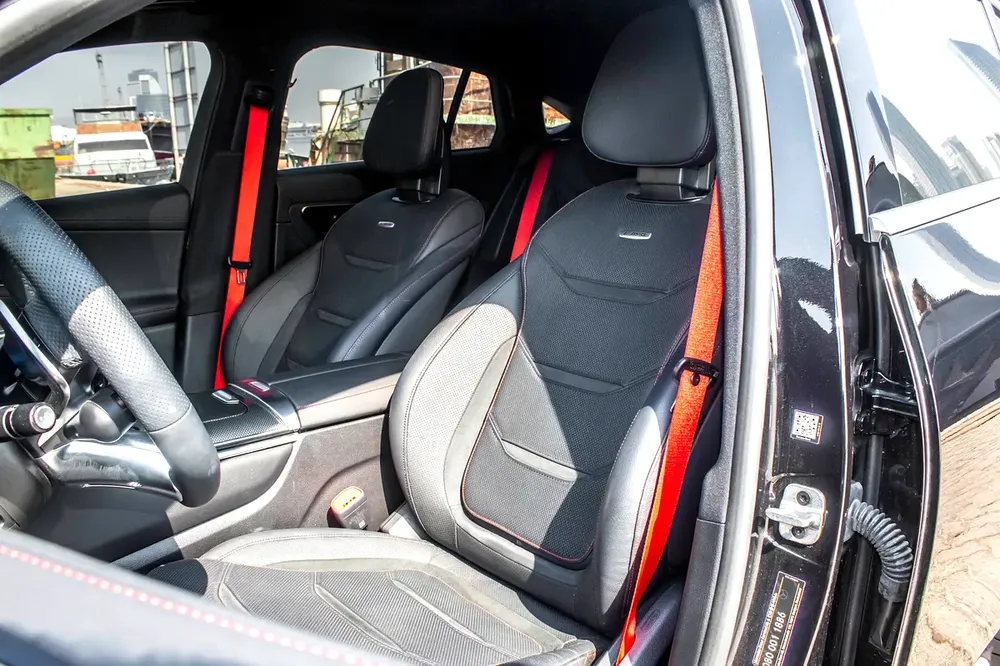 7100 AED P/M With Zero Down Payment For 5 Years Mercedes-Benz GLC 43 Coupe AMG - Image 9