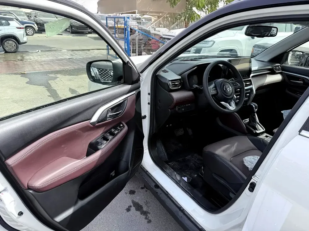 Toyota Urban Cruiser 1.5L With Panoramic - Image 15
