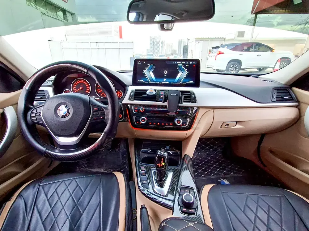 AED 1267/month | 2016 BMW 3-Series 318i | GCC Specs | Ref#412601 - Image 9