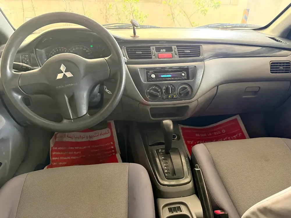 Mitsubishi Lancer GLS 2009 GCC Specs 1.3. 4 cylinder.RTA passed. Ready for registration. - Image 6