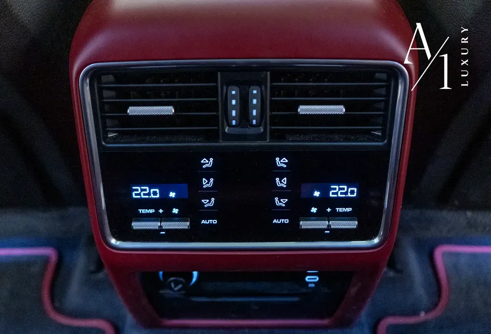 2021 Porsche Cayenne GTS , With Warranty, Excellent Condition, Fully Service History, GCC Spec - Image 14