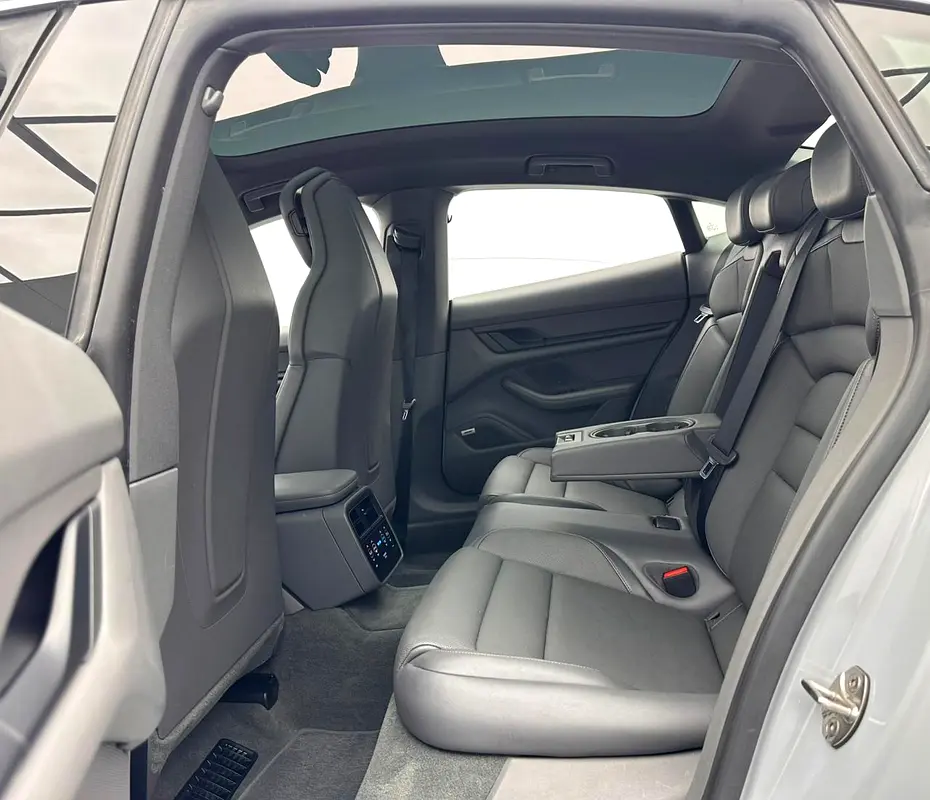 2021 Porsche Taycan 4S, 09/2026 Porsche Warranty, Porsche Full Service History, GCC - Image 17