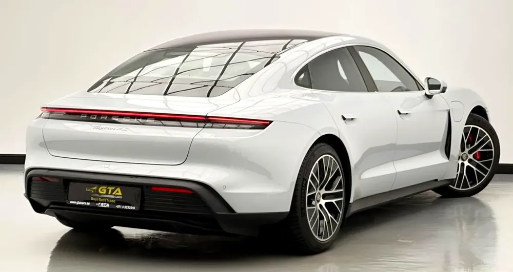 2021 Porsche Taycan 4S, 09/2026 Porsche Warranty, Porsche Full Service History, GCC - Image 4