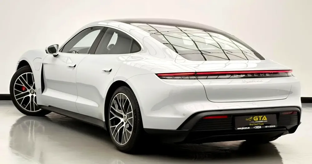 2021 Porsche Taycan 4S, 09/2026 Porsche Warranty, Porsche Full Service History, GCC - Image 6