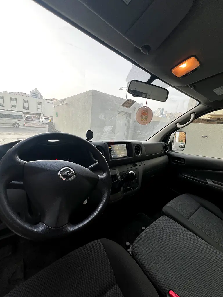Nissan Urvan 2021 - Image 4