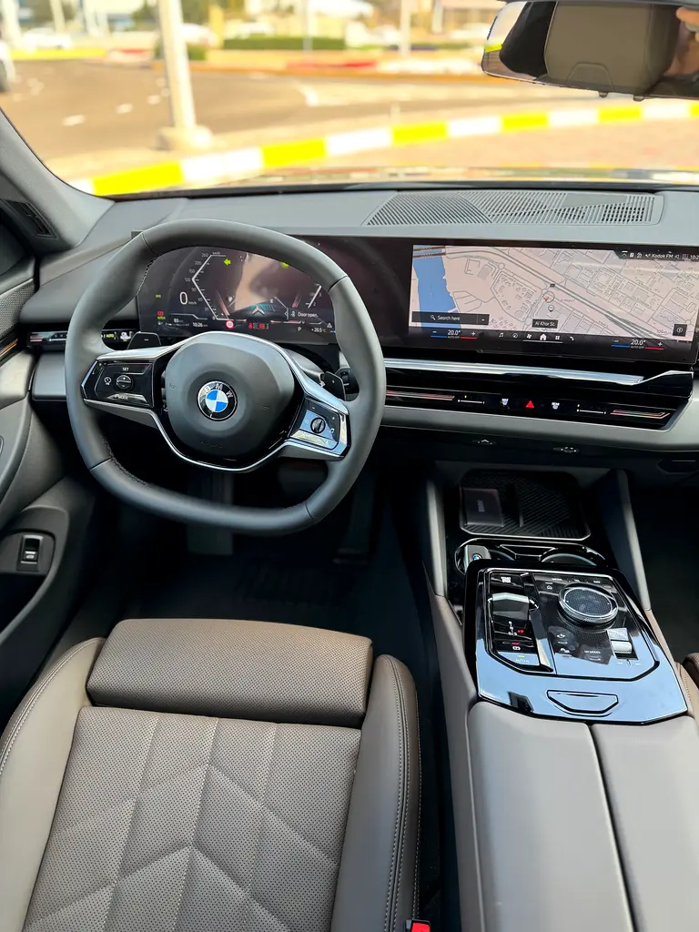 BMW 520i 2026 , 5 years service and warranty - Image 9