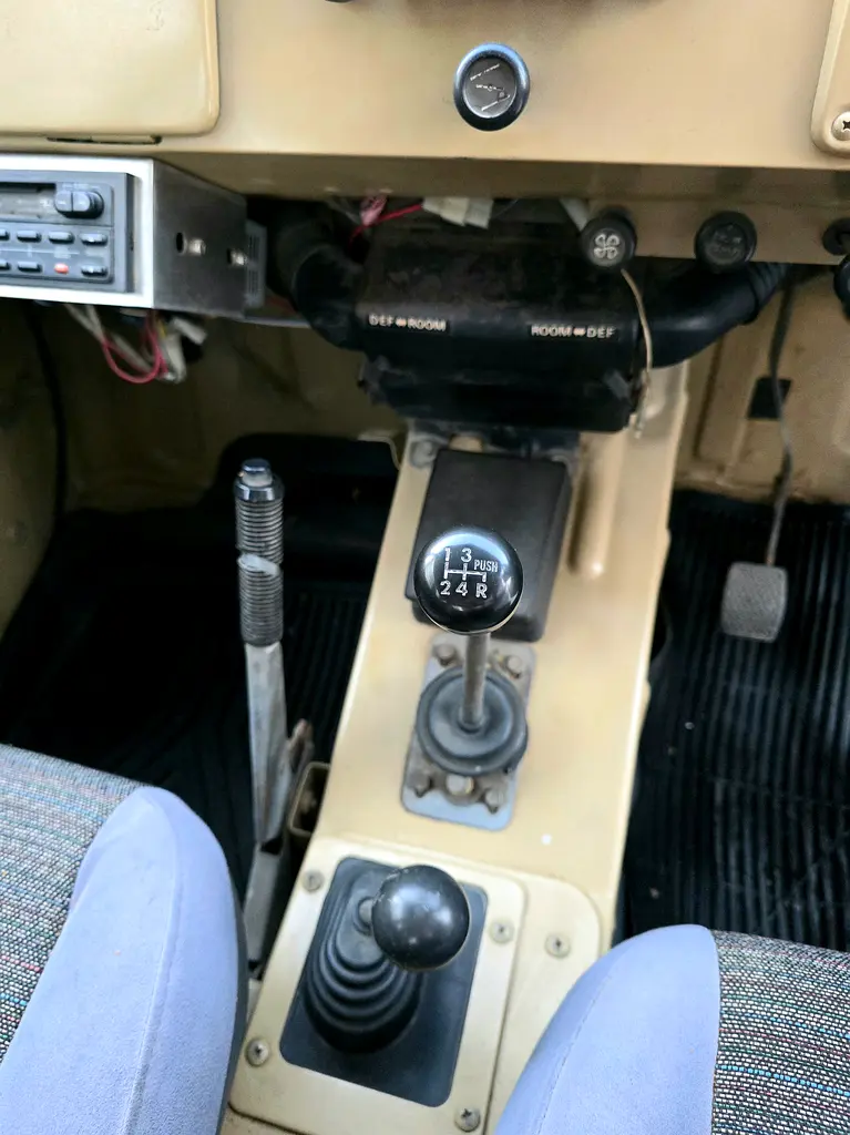 Suzuki Jimny ( SJ10V ) 1981 | 8660 KMS Only | 550 CC Petrol | 4 Speed Manual ( 4WD ) | Car Collector - Image 17