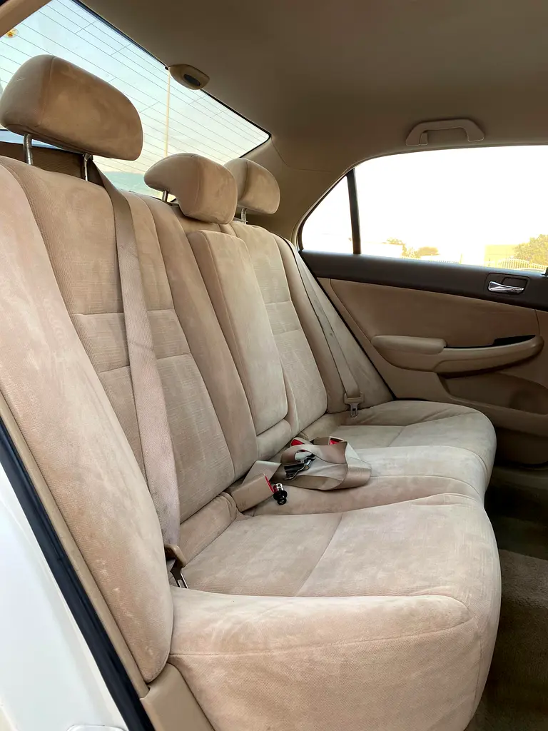 2007 HONDA ACCORD 2.4 || VERY WELL MAINTAINED || GCC  || SINGLE OWNER || ACCIDENT FREE - Image 12