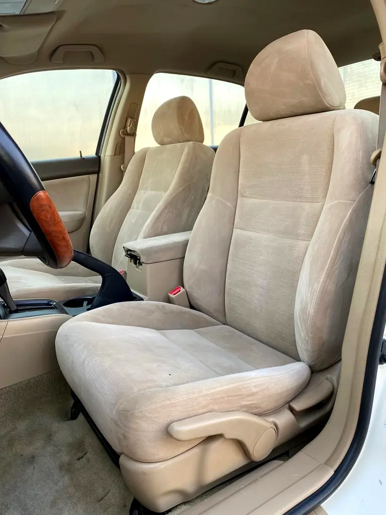 2007 HONDA ACCORD 2.4 || VERY WELL MAINTAINED || GCC  || SINGLE OWNER || ACCIDENT FREE - Image 15