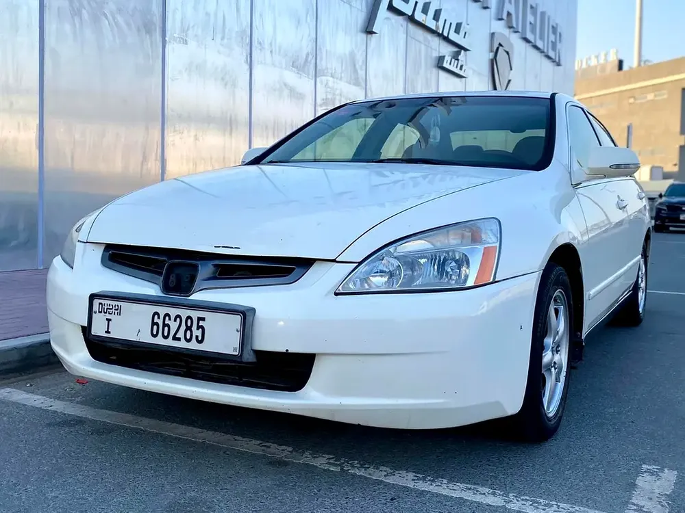 2007 HONDA ACCORD 2.4 || VERY WELL MAINTAINED || GCC  || SINGLE OWNER || ACCIDENT FREE - Image 5