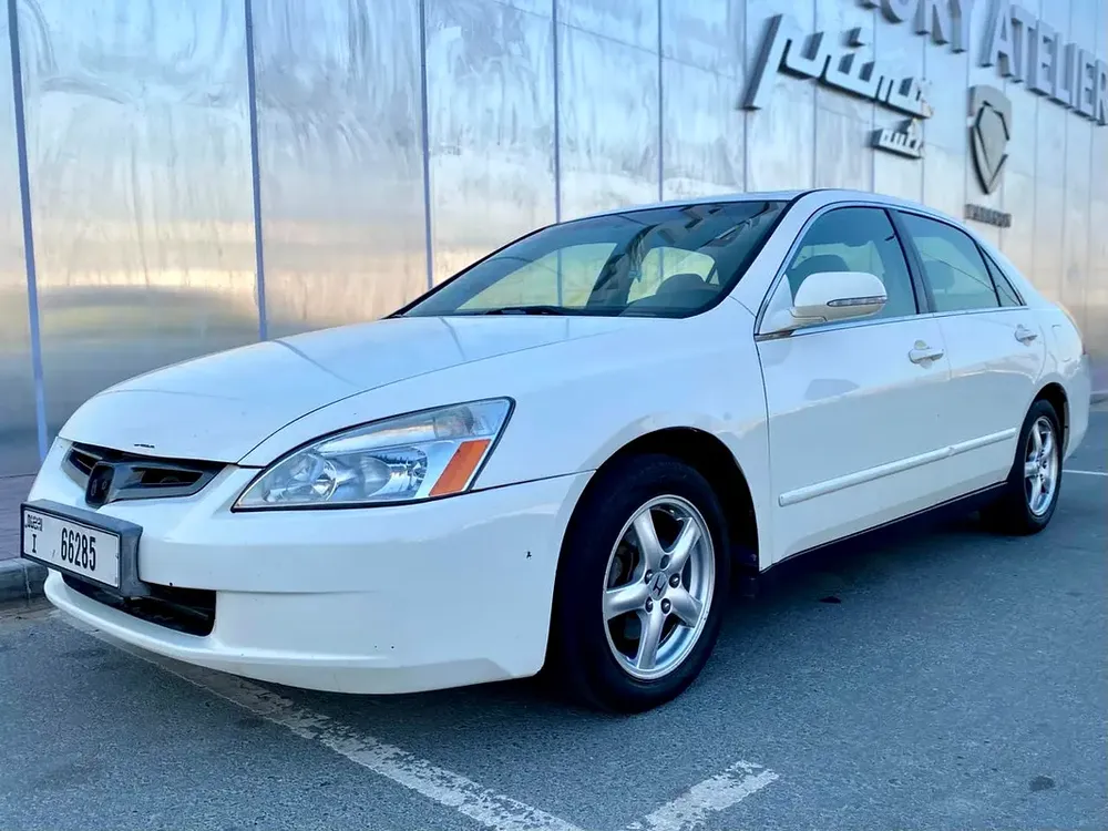 2007 HONDA ACCORD 2.4 || VERY WELL MAINTAINED || GCC  || SINGLE OWNER || ACCIDENT FREE - Image 7