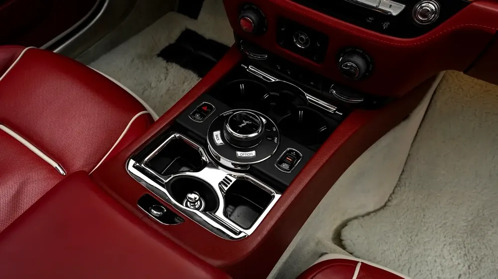 Rolls-Royce Wraith - 2014 - GCC Specs - Image 10