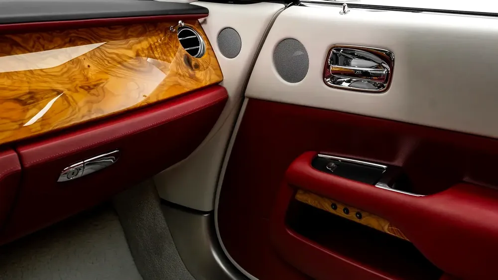 Rolls-Royce Wraith - 2014 - GCC Specs - Image 12
