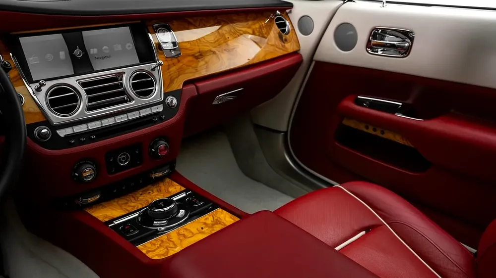 Rolls-Royce Wraith - 2014 - GCC Specs - Image 9