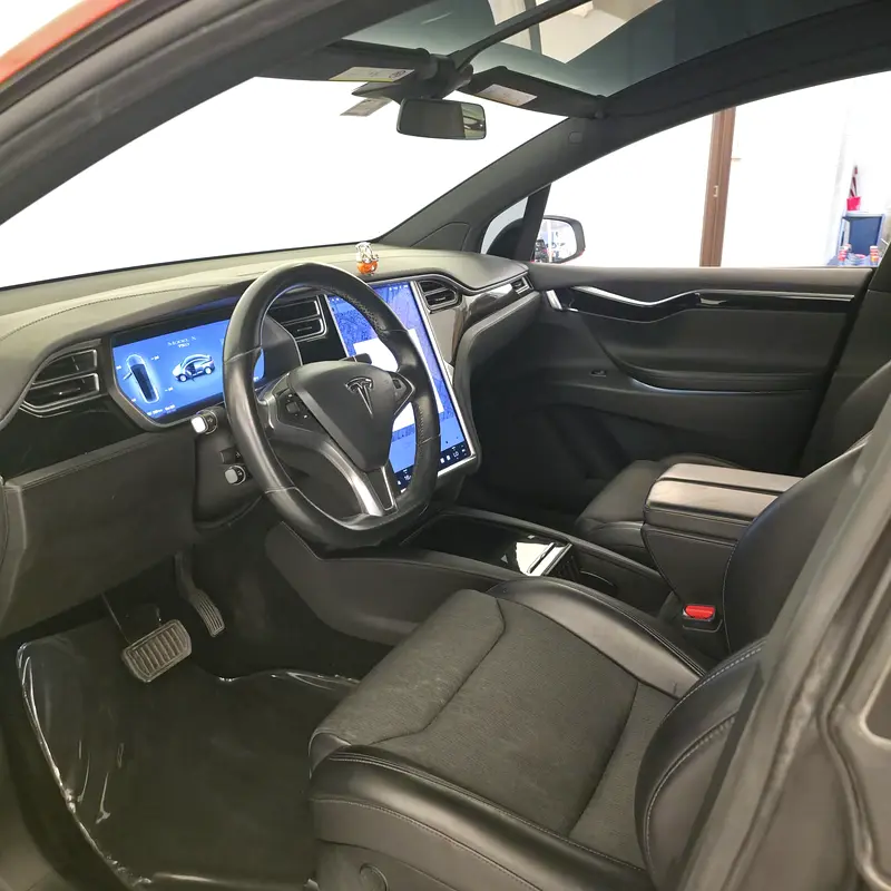 AED 1311 PM | TESLA MODEl X P75D 2017 | WELL MAINTAINED | 1 YEAR WARRANTY | GCC - Image 10