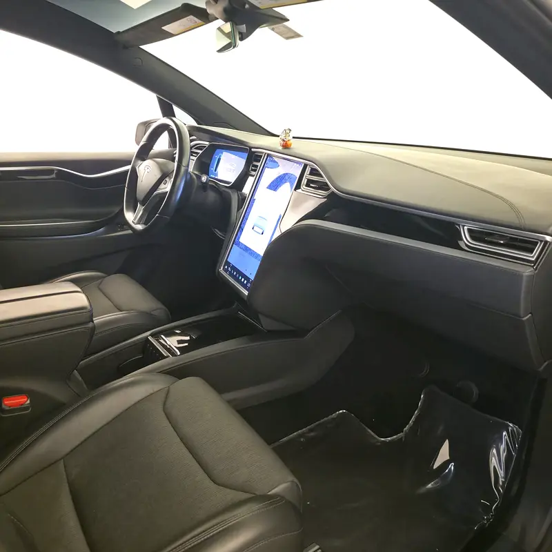 AED 1311 PM | TESLA MODEl X P75D 2017 | WELL MAINTAINED | 1 YEAR WARRANTY | GCC - Image 13