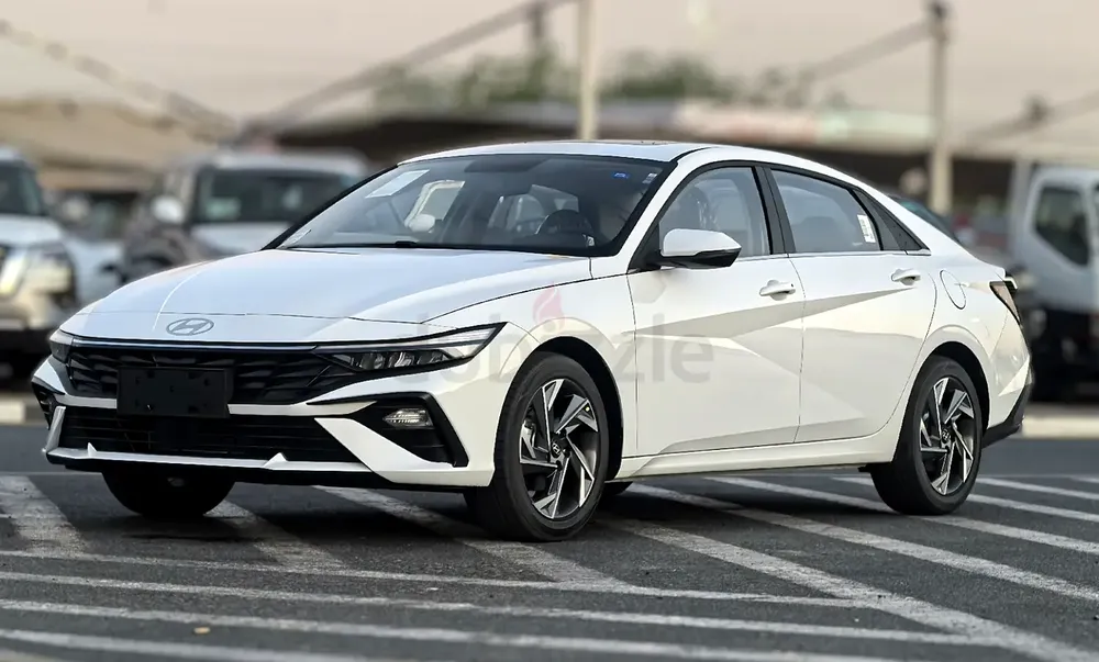 2025 Hyundai Elantra Limited | GCC Specs | Brand New - Image 4