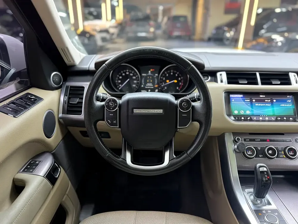 2017 Land Rover Range Rover Sport Supercharged Dynamic - Performance SUV - Image 15