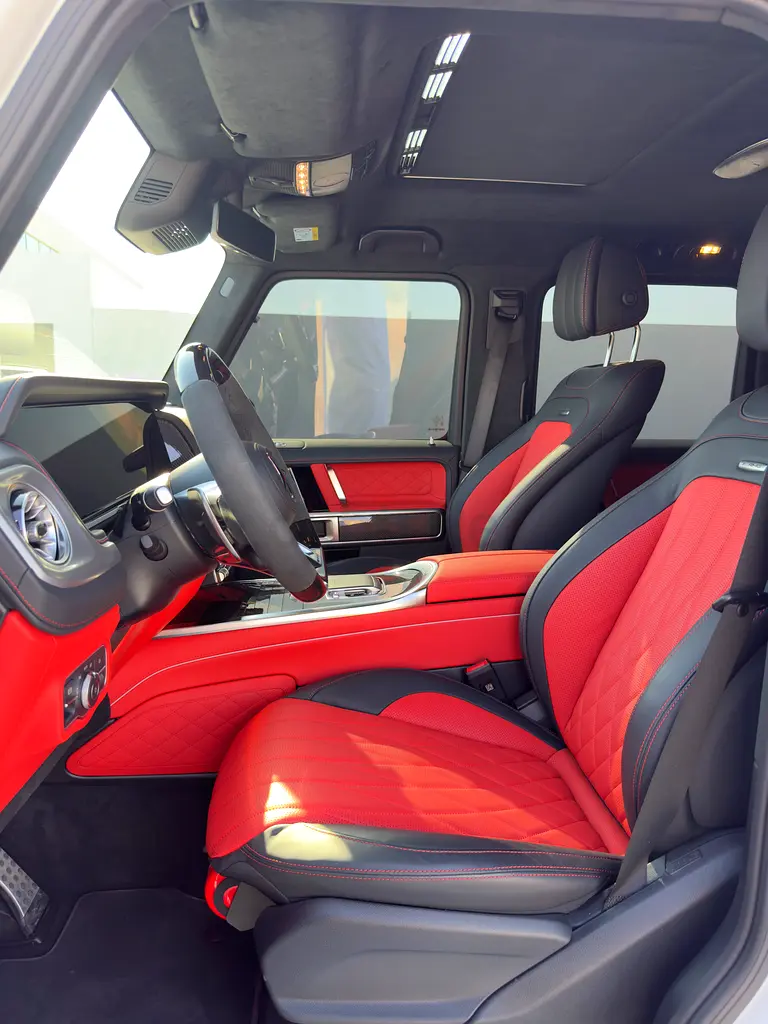 2025 Mercedes-Benz G-Class G 63 AMG - GCC Specs - Image 8
