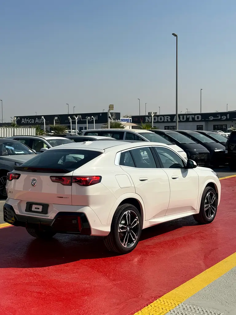 BMW X2 S DRIVE 25I 2026 - Image 4