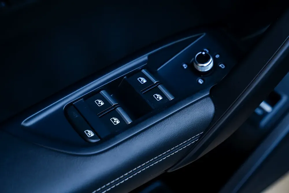 Audi Q5 Sportsback 45 TFSI quattro S line - 2024 - Image 11