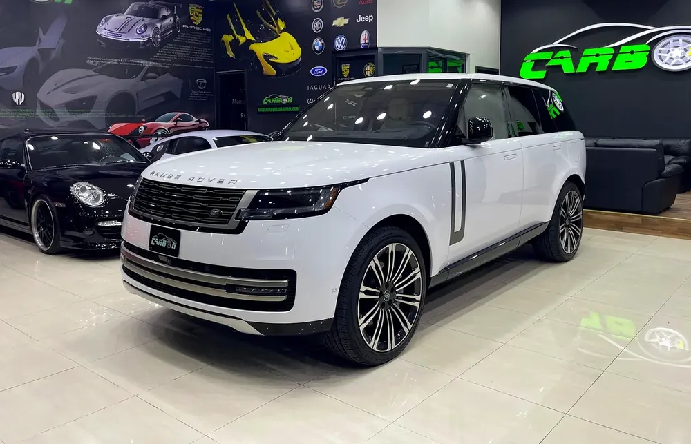 Land Rover Range Rover P440e 2023 - CLEAN TITLE ORIGINAL PAINT - Image 5
