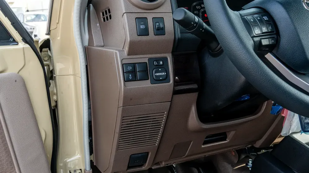 2026 Toyota LC79 2.8L MT Diesel - Image 12