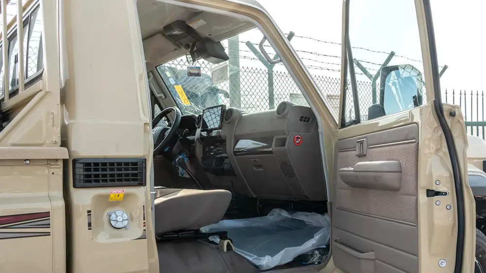 2026 Toyota LC79 2.8L MT Diesel - Image 14