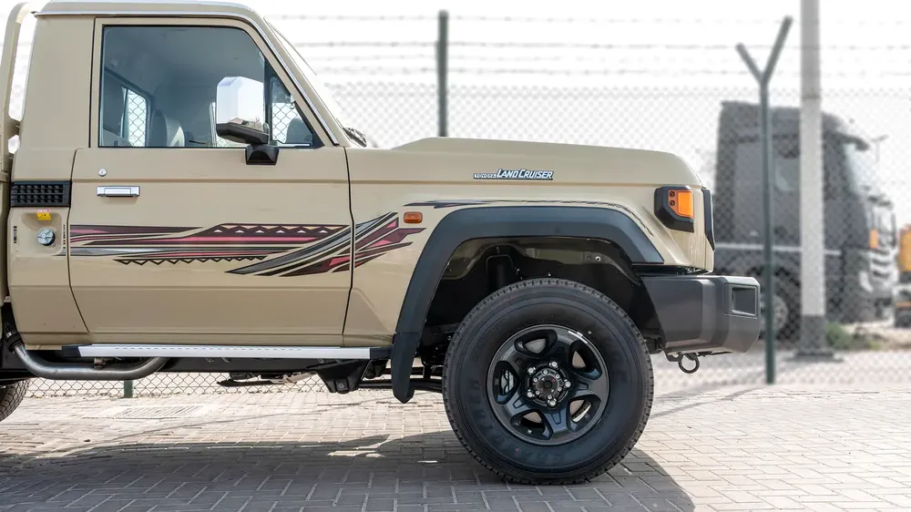 2026 Toyota LC79 2.8L MT Diesel - Image 6