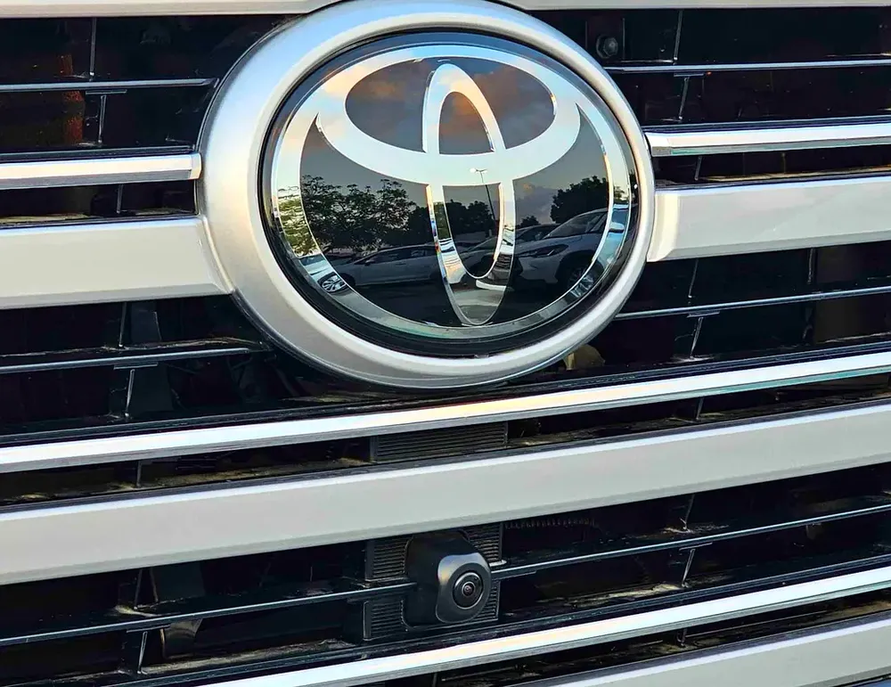 Toyota Land Cruiser VXR 2026 GCC Specs - Image 10