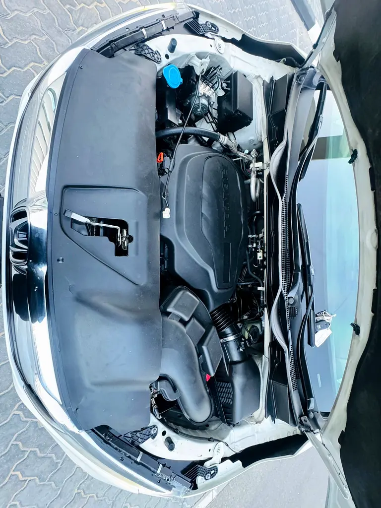 HONDA ODYSSEY 2018 GCC GOOD CONDITION CAR - Image 8