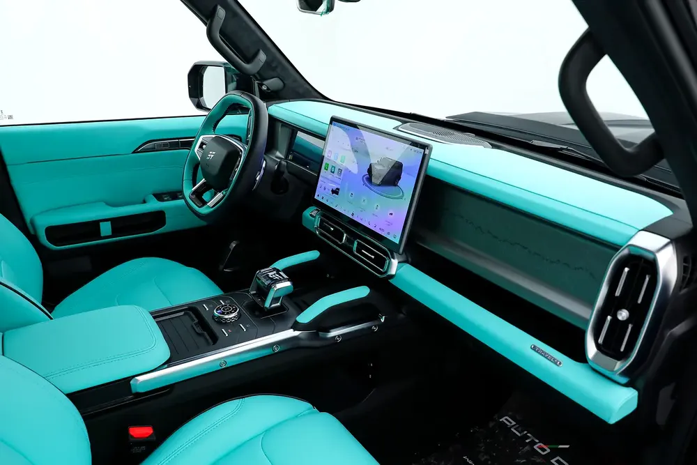 2025 Jetour T2 Luxury Traveler Plus 2.0T XWD | Defender Kit | Adventure SUV | High-Spec | Brand New - Image 12