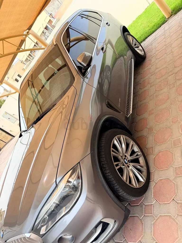 BMW X5 xDrive35i 2018 GCC Specs - Pristine Condition - Image 6