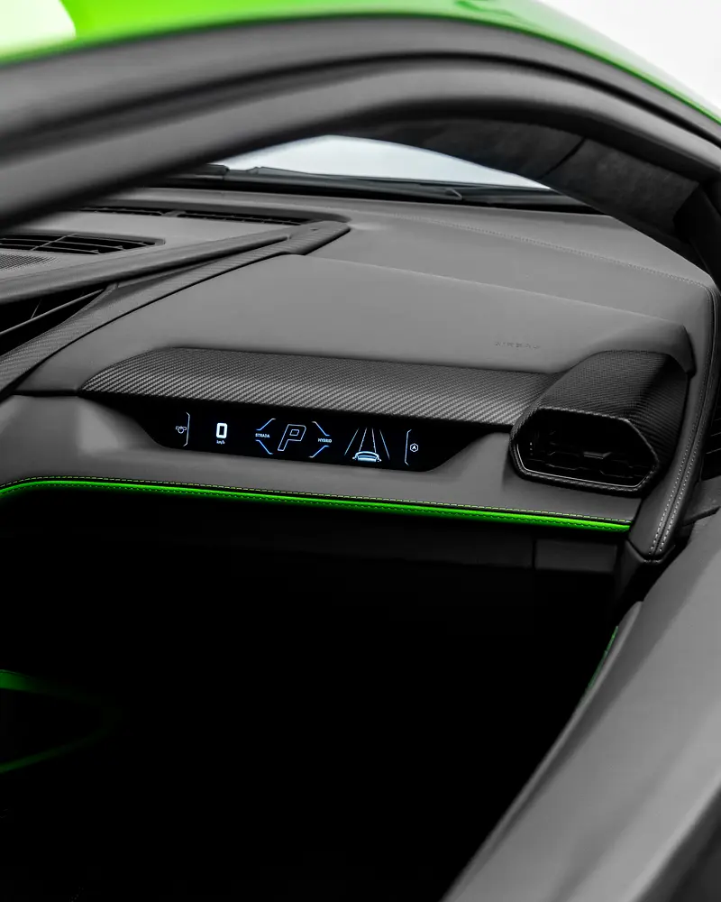 2024 Lamborghini Revuelto - Image 16
