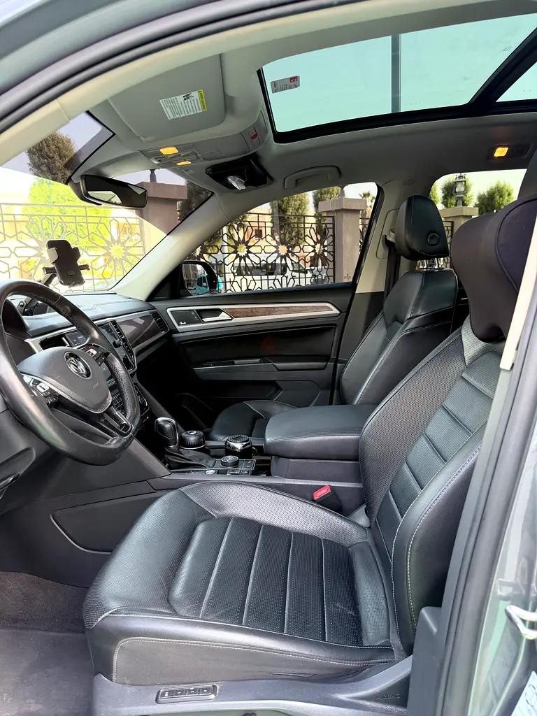 Very Clean Volkswagen Teramont (Atlas)- SEL 4Moti- Full Option- Excellent Condition- Well Maintained - Image 10