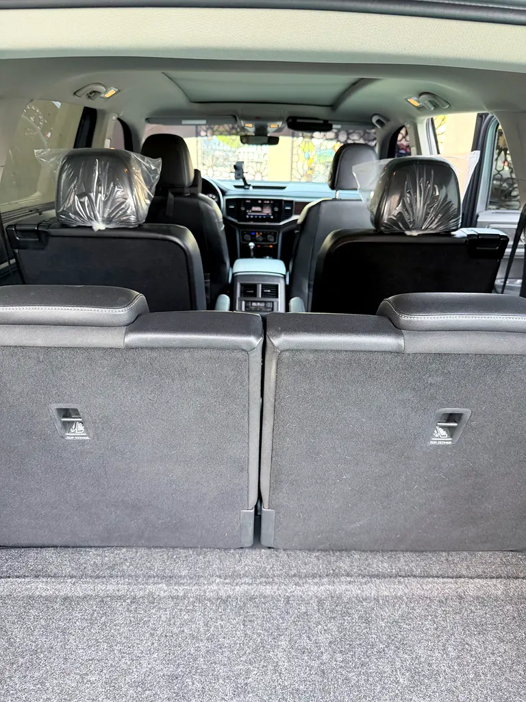 Very Clean Volkswagen Teramont (Atlas)- SEL 4Moti- Full Option- Excellent Condition- Well Maintained - Image 13