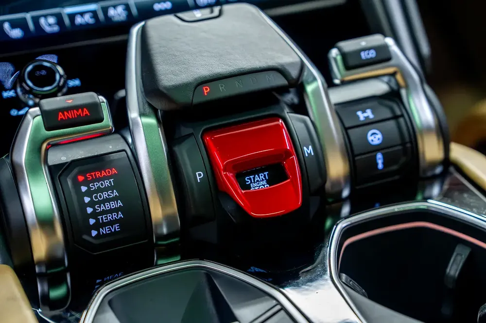 Lamborghini Urus - GCC Spec - Image 19