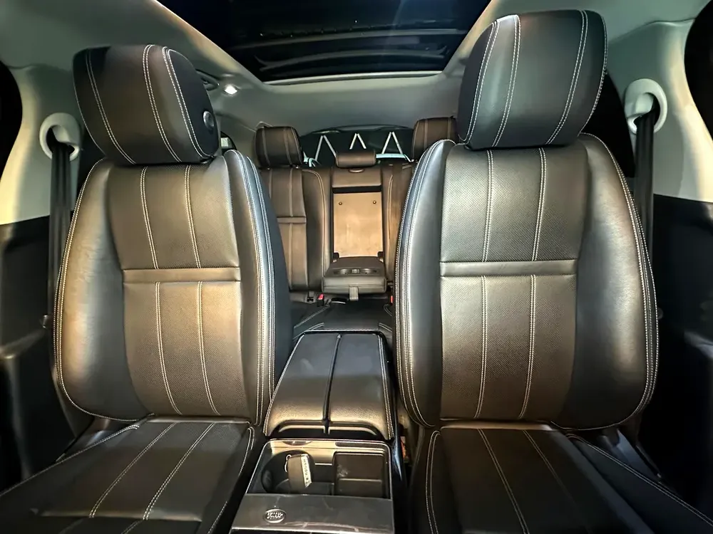 2020 Land Rover Range Rover Velar P250 S - American Specs - GCC Resale - Image 5