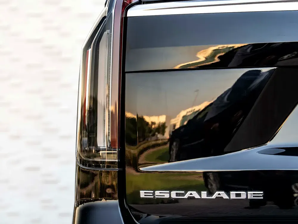 0% DOWN PAYMENT! | MARKET CORRECTED PRICE | CADILLAC ESCALADE PLATINUM | BUY-BACK GUARANTEE | WARRAN - Image 6