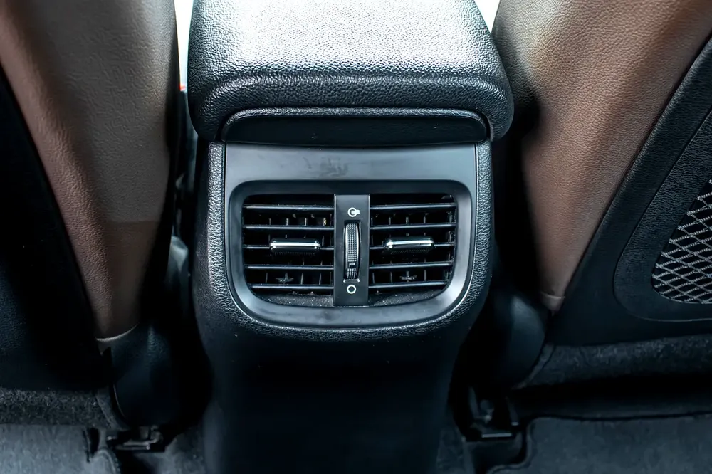 2021 I KIA CERATO I GCC I DEALER WARRANTY AND SERVICE CONTRACT. - Image 11