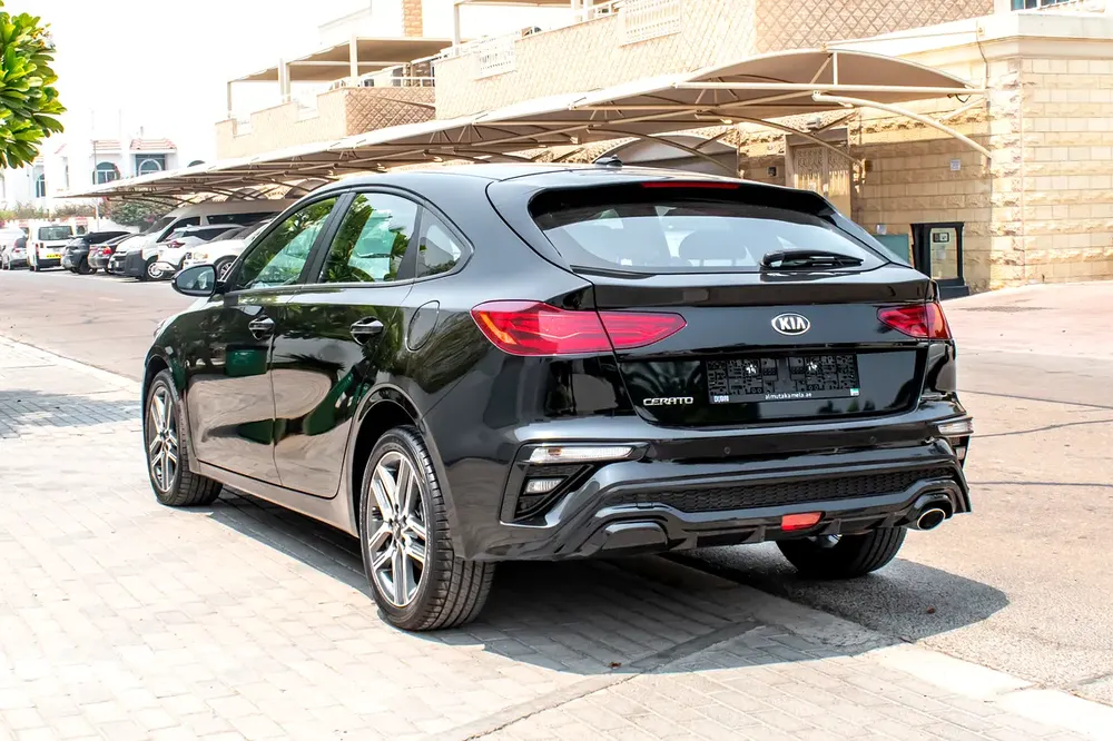 2021 I KIA CERATO I GCC I DEALER WARRANTY AND SERVICE CONTRACT. - Image 4