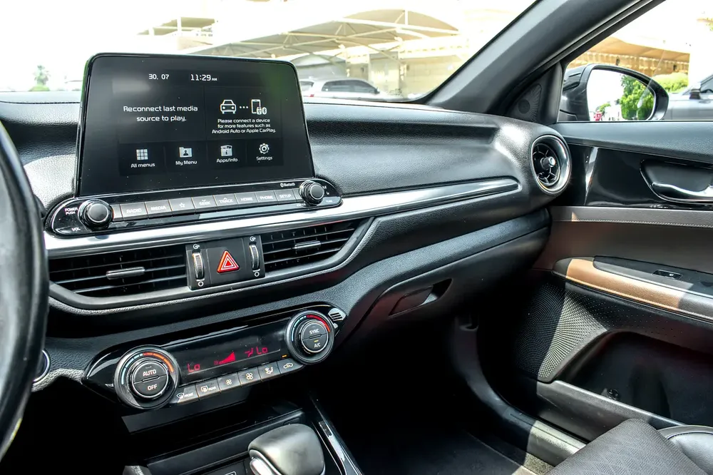 2021 I KIA CERATO I GCC I DEALER WARRANTY AND SERVICE CONTRACT. - Image 8