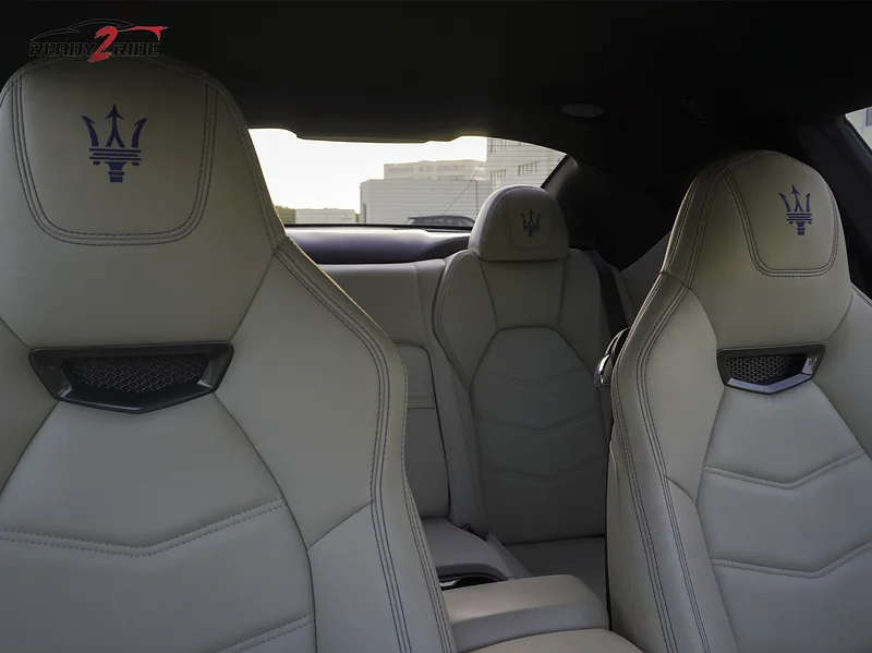 2018 Maserati GranTurismo GCC - Full Agency Maintained - Image 16
