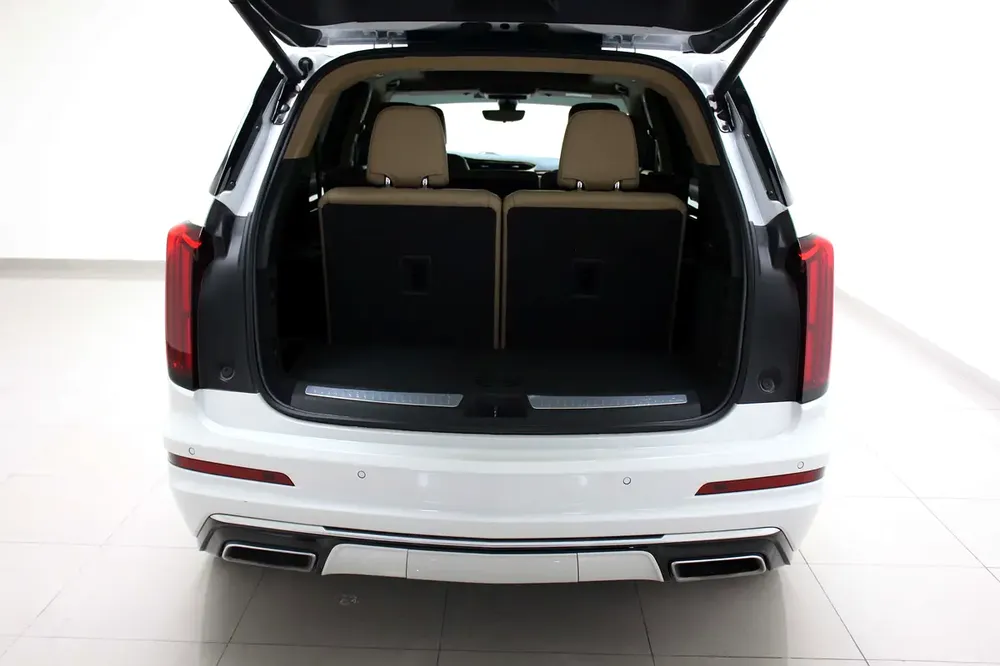 Cadillac XT6 Platinum 2023 GCC Specs - Image 5