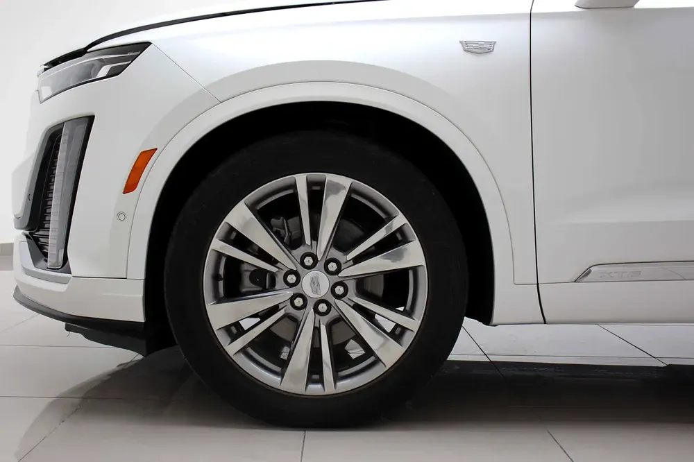 Cadillac XT6 Platinum 2023 GCC Specs - Image 6