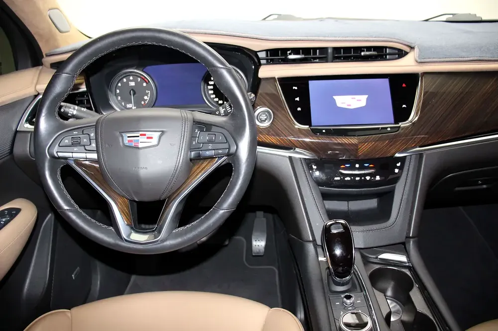 Cadillac XT6 Platinum 2023 GCC Specs - Image 8