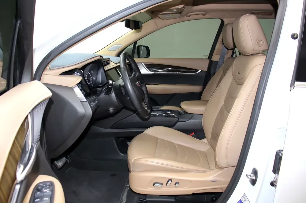 Cadillac XT6 Platinum 2023 GCC Specs - Image 9